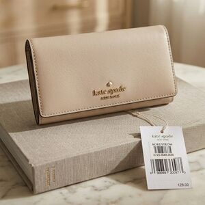 Kate Spade Beige/Cream Wallet/Cardholder NWT